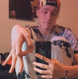 Meet your Posher, James